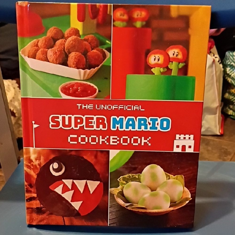 The Unofficial Super Mario Cookbook - Red Cover